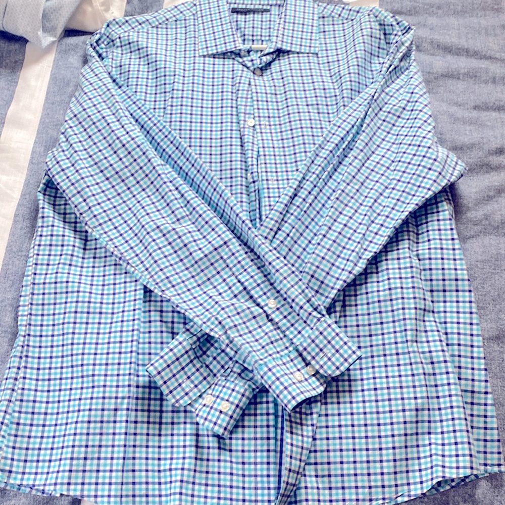 Tommy Hilfiger Blue/White checkered pattern